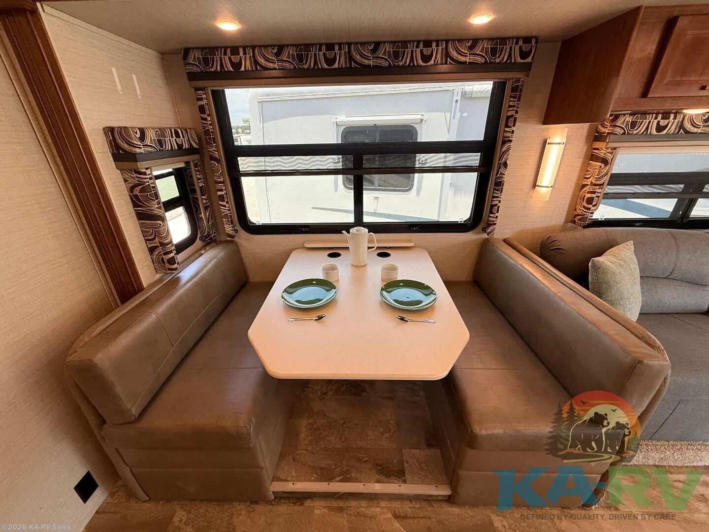 Used 2018 Jayco 35S available in Fruitland Park, Florida