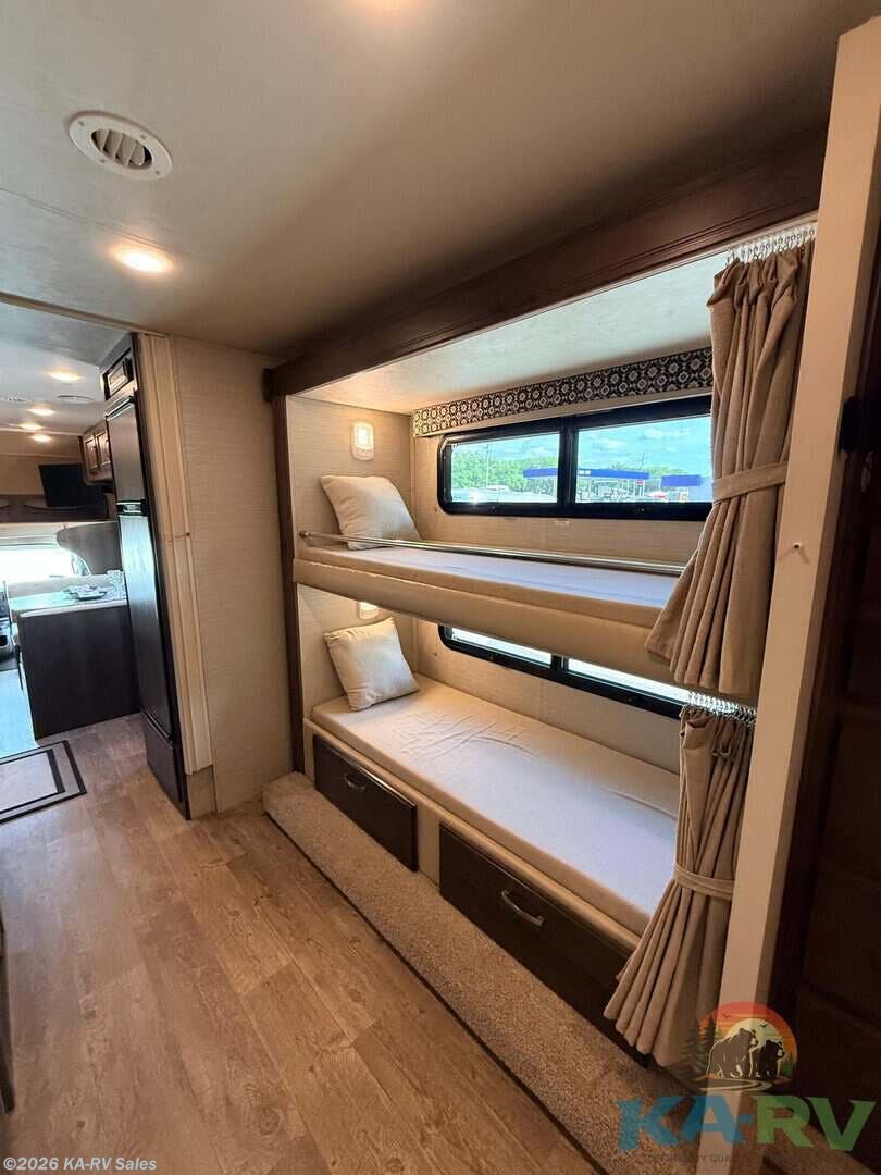 2018 31XL by Jayco from KA-RV Sales in Fruitland Park, Florida