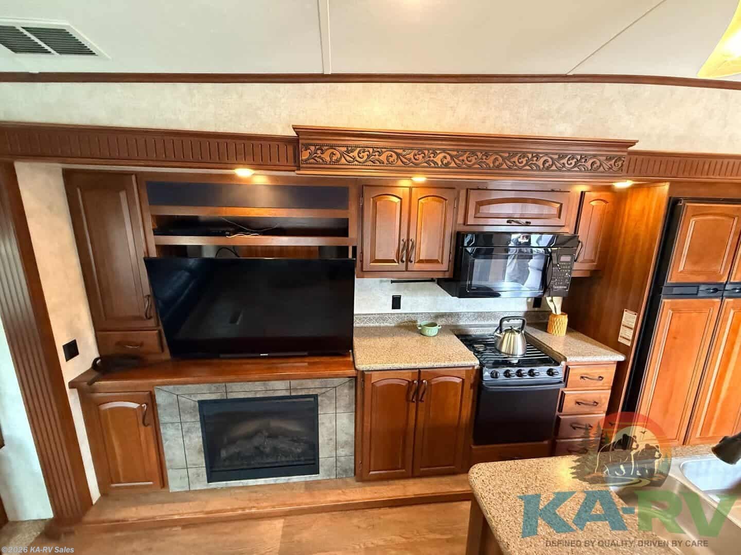 2014 Keystone 3610RL - Used Fifth Wheel For Sale by KA-RV Sales in Fruitland Park, Florida