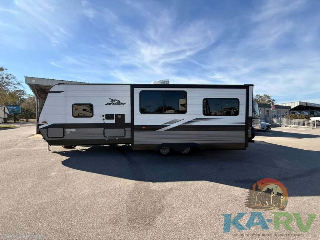 Used 2022 Jayco SLX 265RLS available in Fruitland Park, Florida