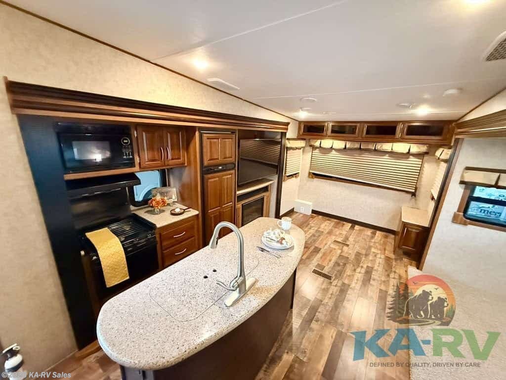 Used 2016 Prime Time Crusader M 295 RST available in Fruitland Park, Florida