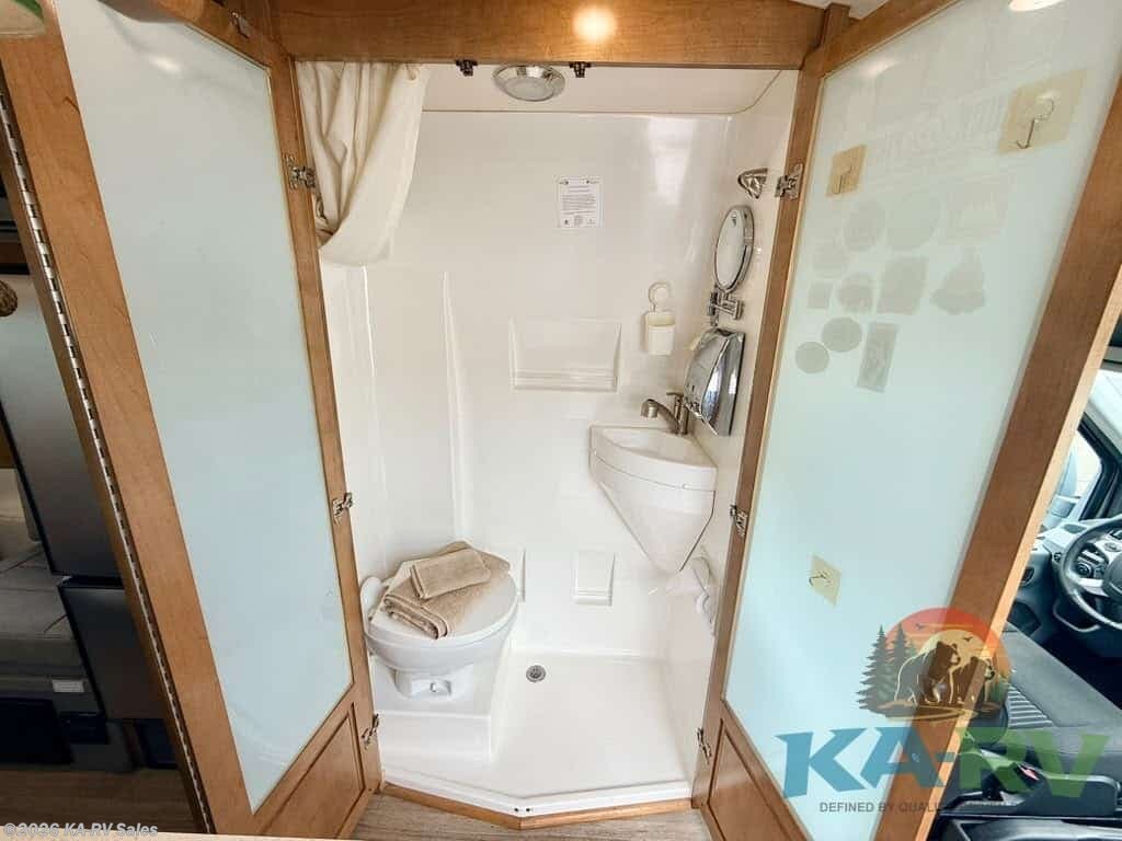 2019 Coachmen M22 C Ford 350 HP - Used Class A For Sale by KA-RV Sales in Fruitland Park, Florida
