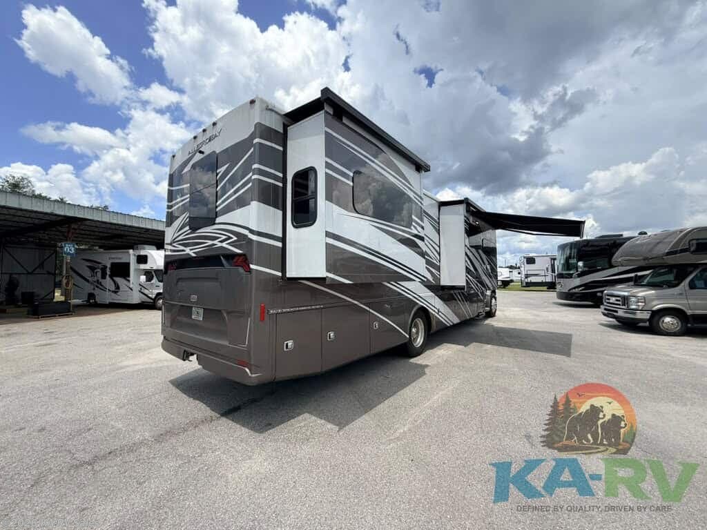 New 2025 Tiffin Allegro Bay 38AB available in Fruitland Park, Florida