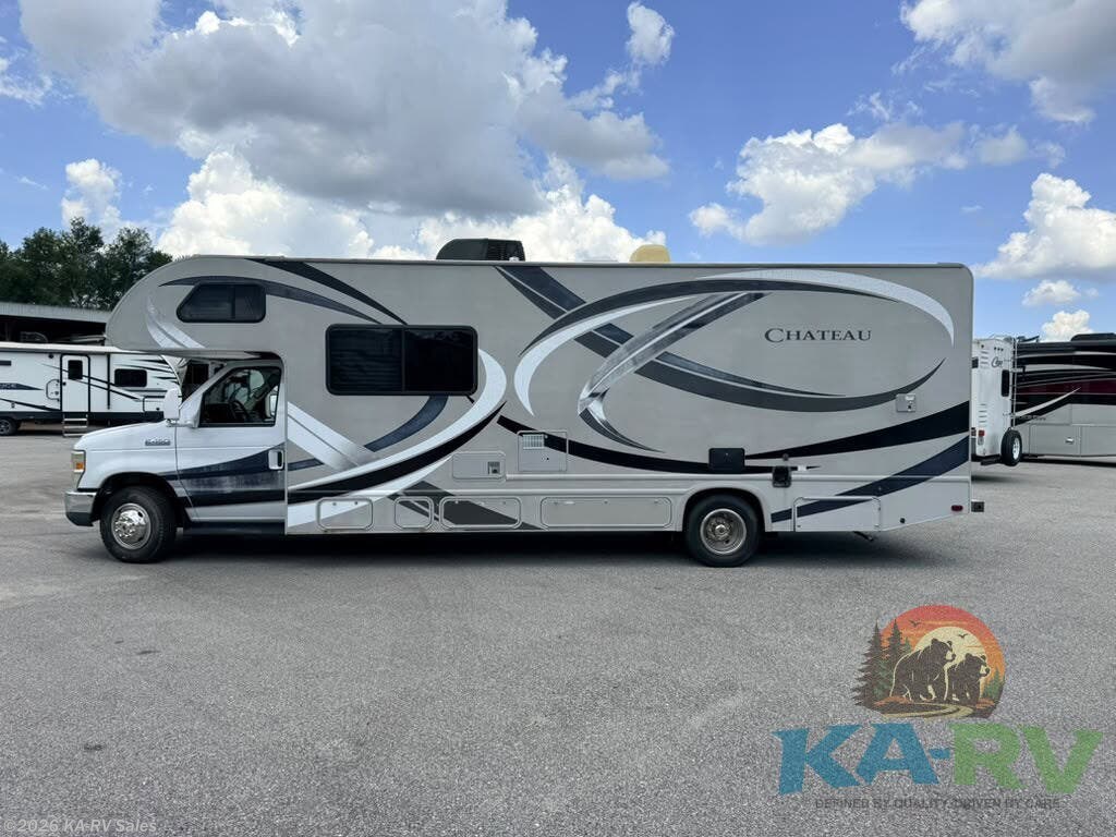 Used 2014 Thor Motor Coach Chateau 28F available in Fruitland Park, Florida