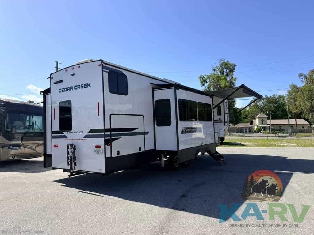 2024 CEDAR CREEK CEDAR CREEK EXPERIENCE 3325BH by Miscellaneous from KA-RV Sales in Fruitland Park, Florida