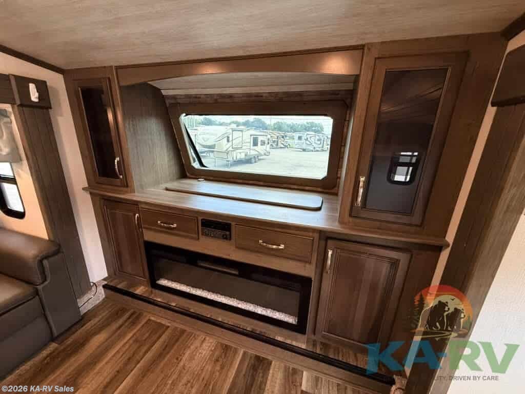Used 2022 Keystone Cougar 354 FLS available in Fruitland Park, Florida