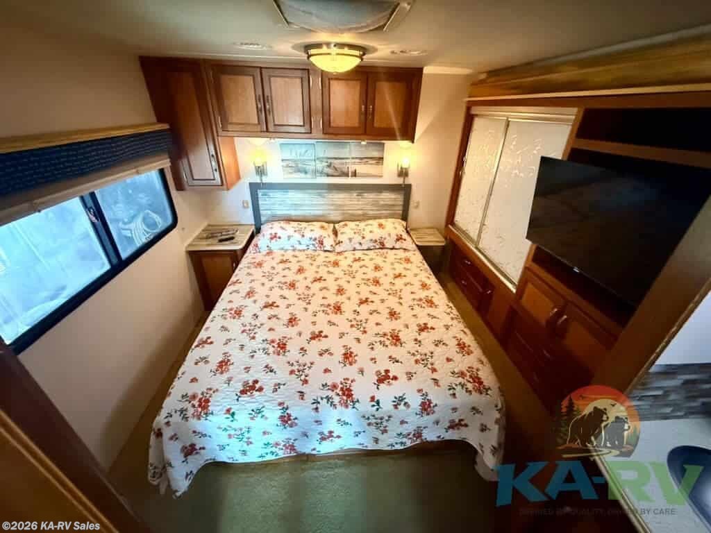 2006 Tropical M340 by National from KA-RV Sales in Fruitland Park, Florida