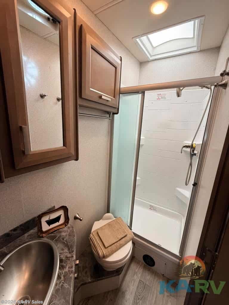 2023 Outlaw 38KB by Thor from KA-RV Sales in Fruitland Park, Florida