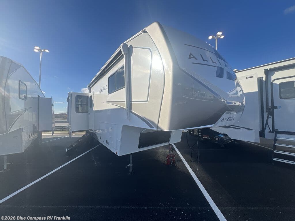 2026 Avenue 32RLS by Alliance RV from Blue Compass RV Franklin in Franklin, Kentucky