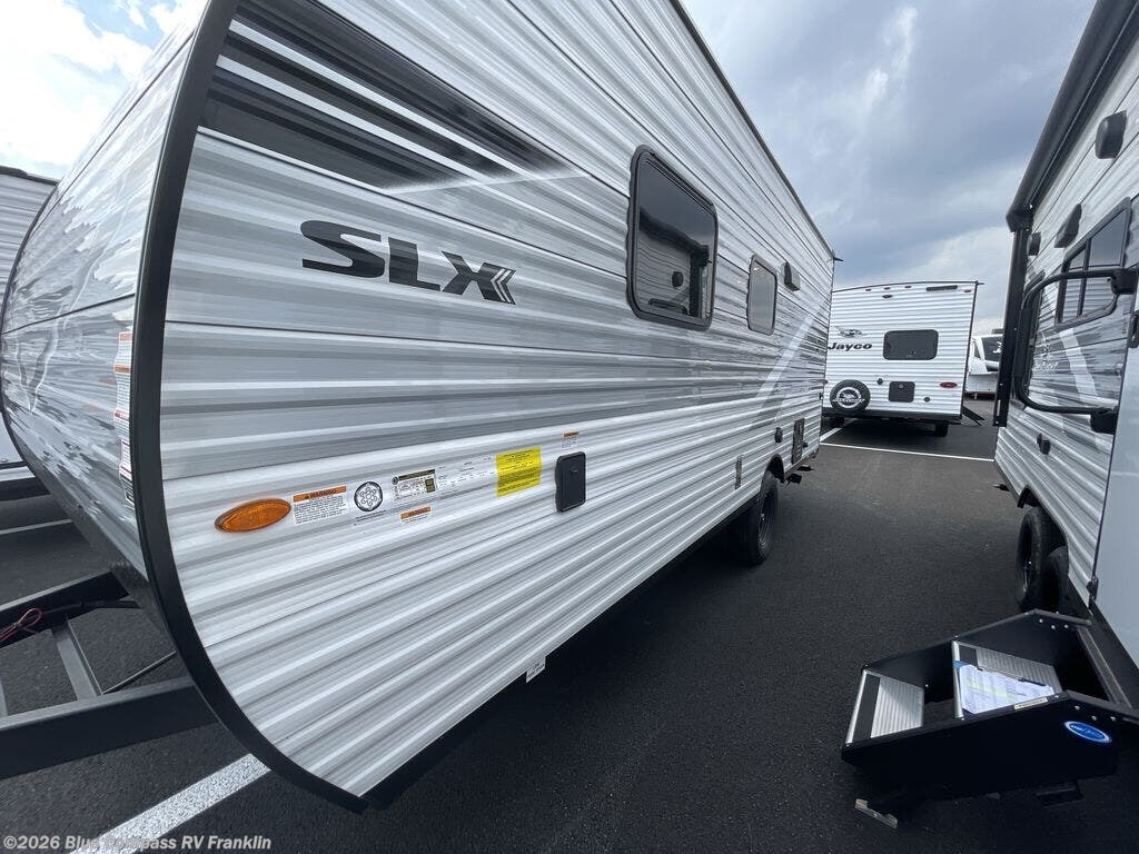 New 2026 Jayco Jay Flight SLX 175FQ available in Franklin, Kentucky