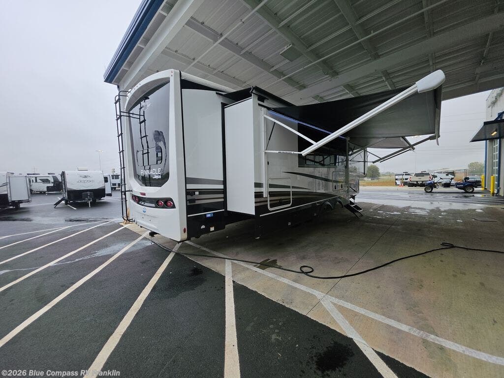 2026 Pinnacle 38FBRK by Jayco from Blue Compass RV Franklin in Franklin, Kentucky