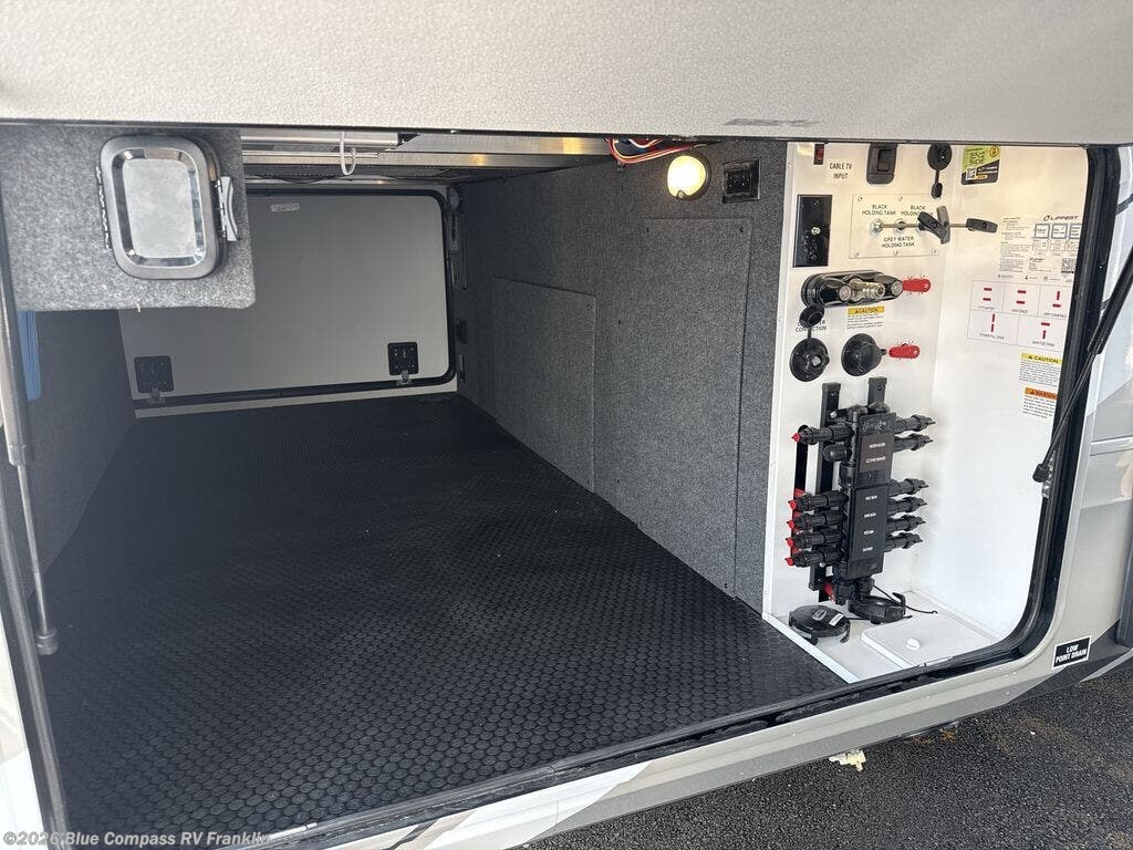New 2027 Jayco Pinnacle 38FBRK available in Franklin, Kentucky
