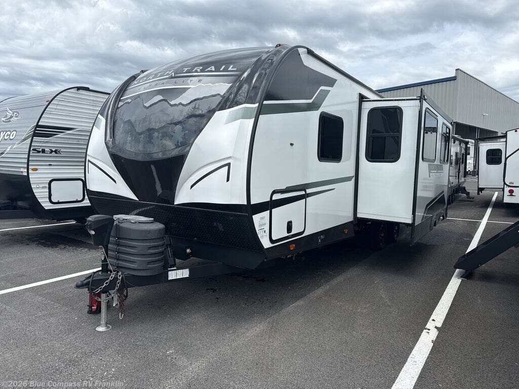 2024 North Trail 27DBH by Heartland from Blue Compass RV Franklin in Franklin, Kentucky