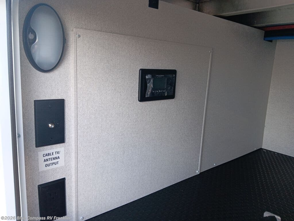 2027 Eagle 31QBH by Jayco from Blue Compass RV Franklin in Franklin, Kentucky