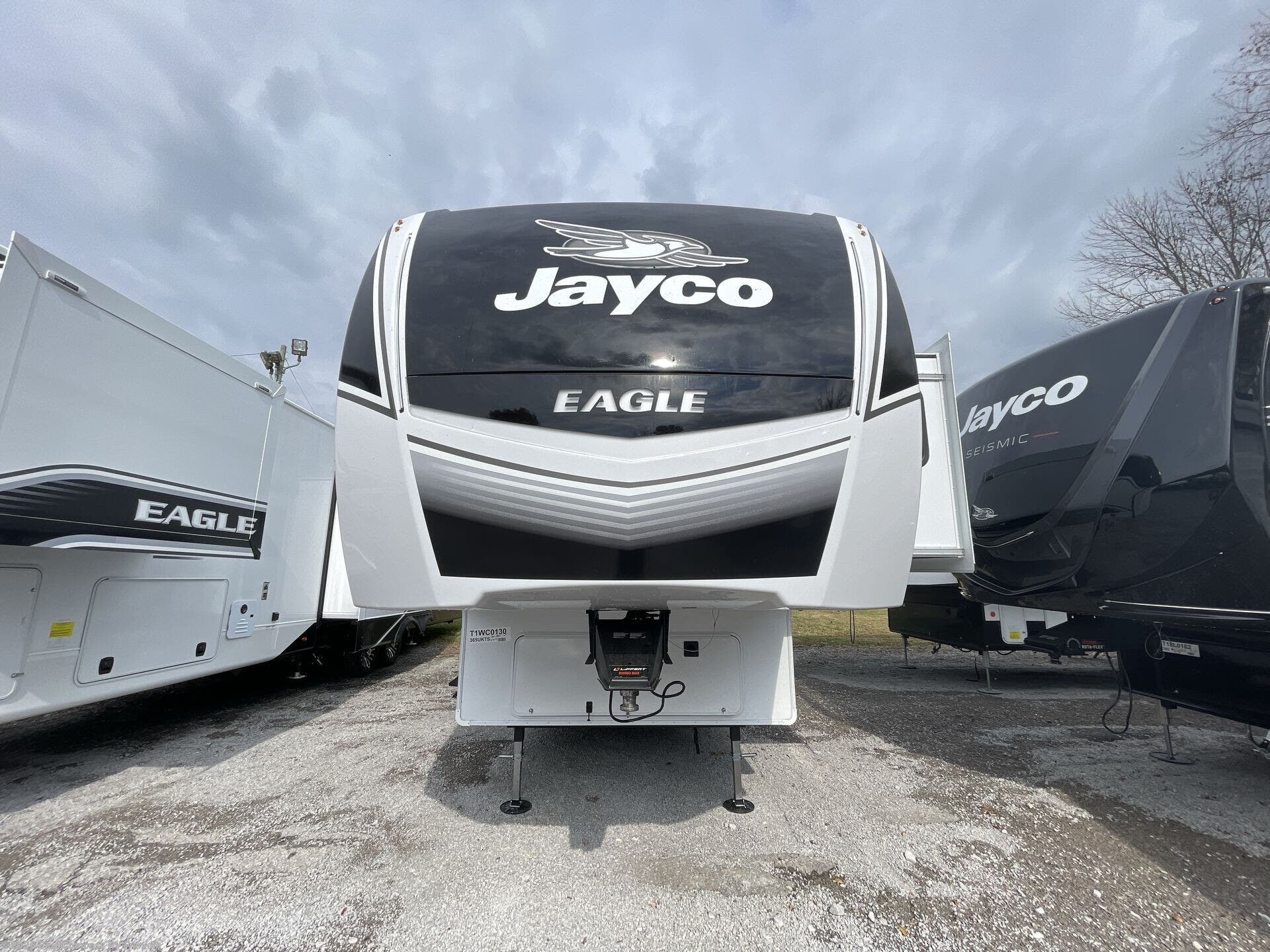 New 2026 Jayco Eagle 365UKTS available in Franklin, Kentucky