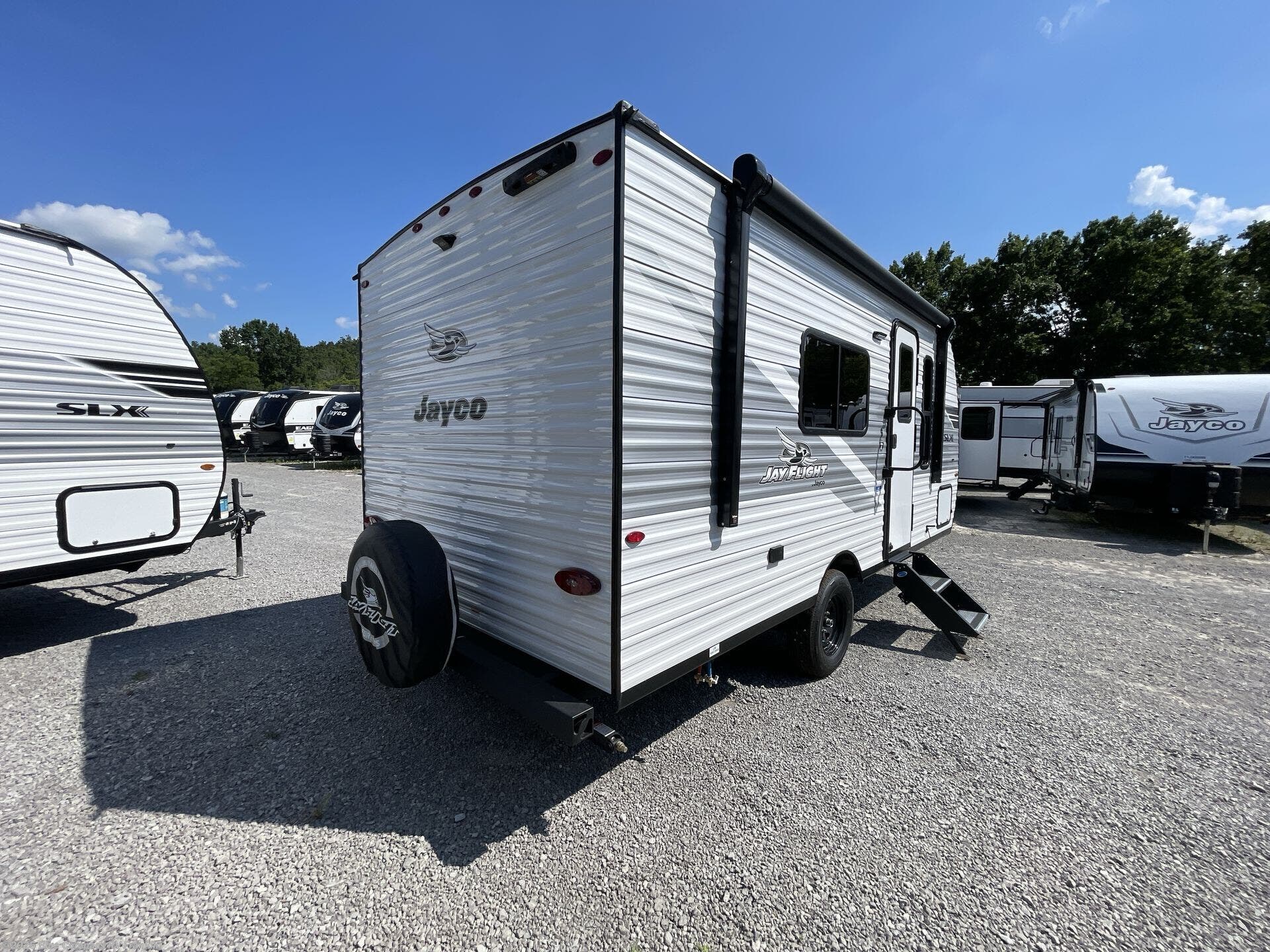 New 2026 Jayco Jay Flight SLX 175FQ available in Franklin, Kentucky
