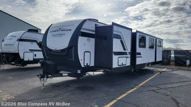 2025 Solaire 3200TSBH by Palomino from Blue Compass RV McBee in McBee, South Carolina