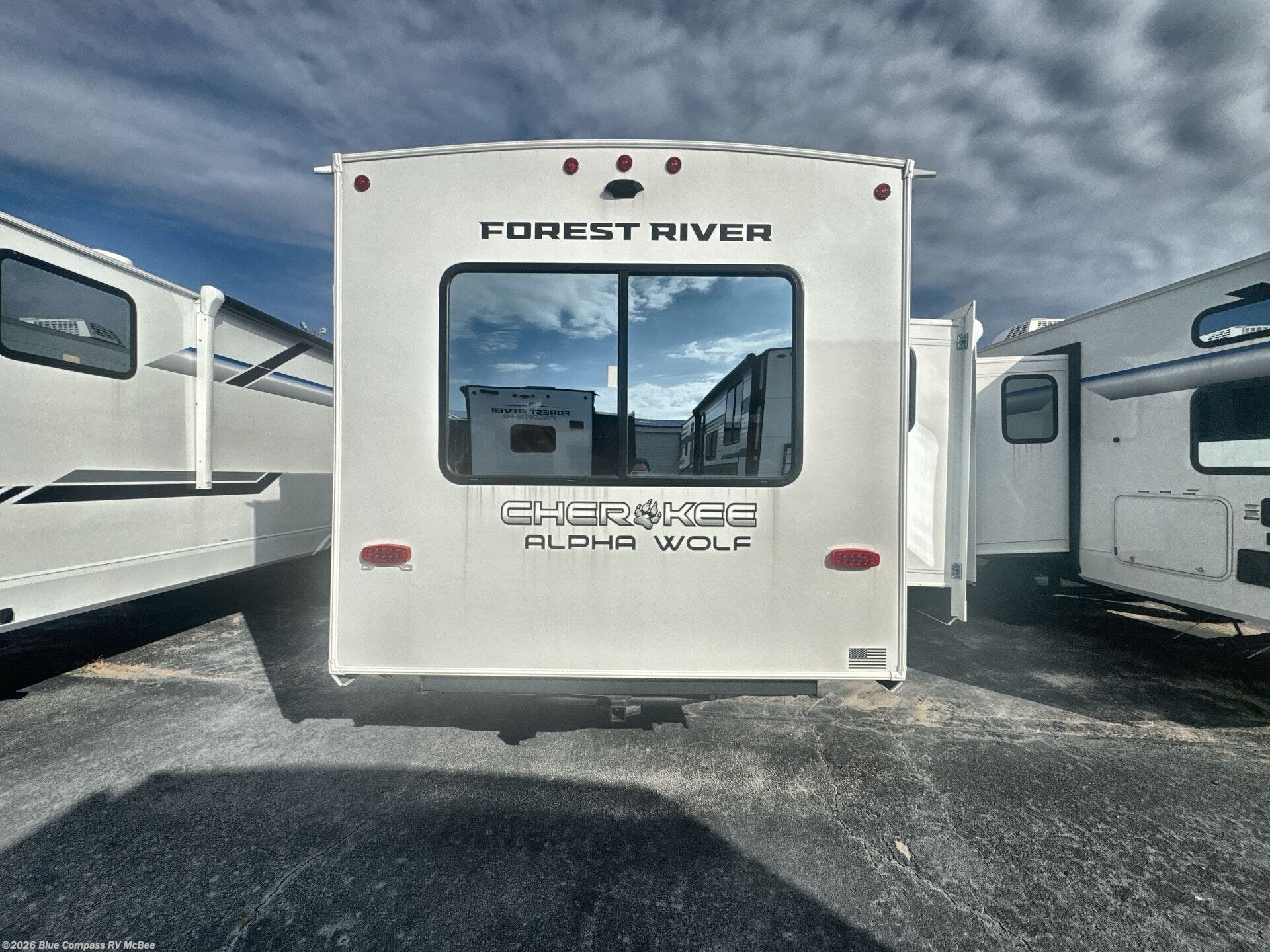 2026 Cherokee Alpha Wolf 26RL by Forest River from Blue Compass RV McBee in McBee, South Carolina