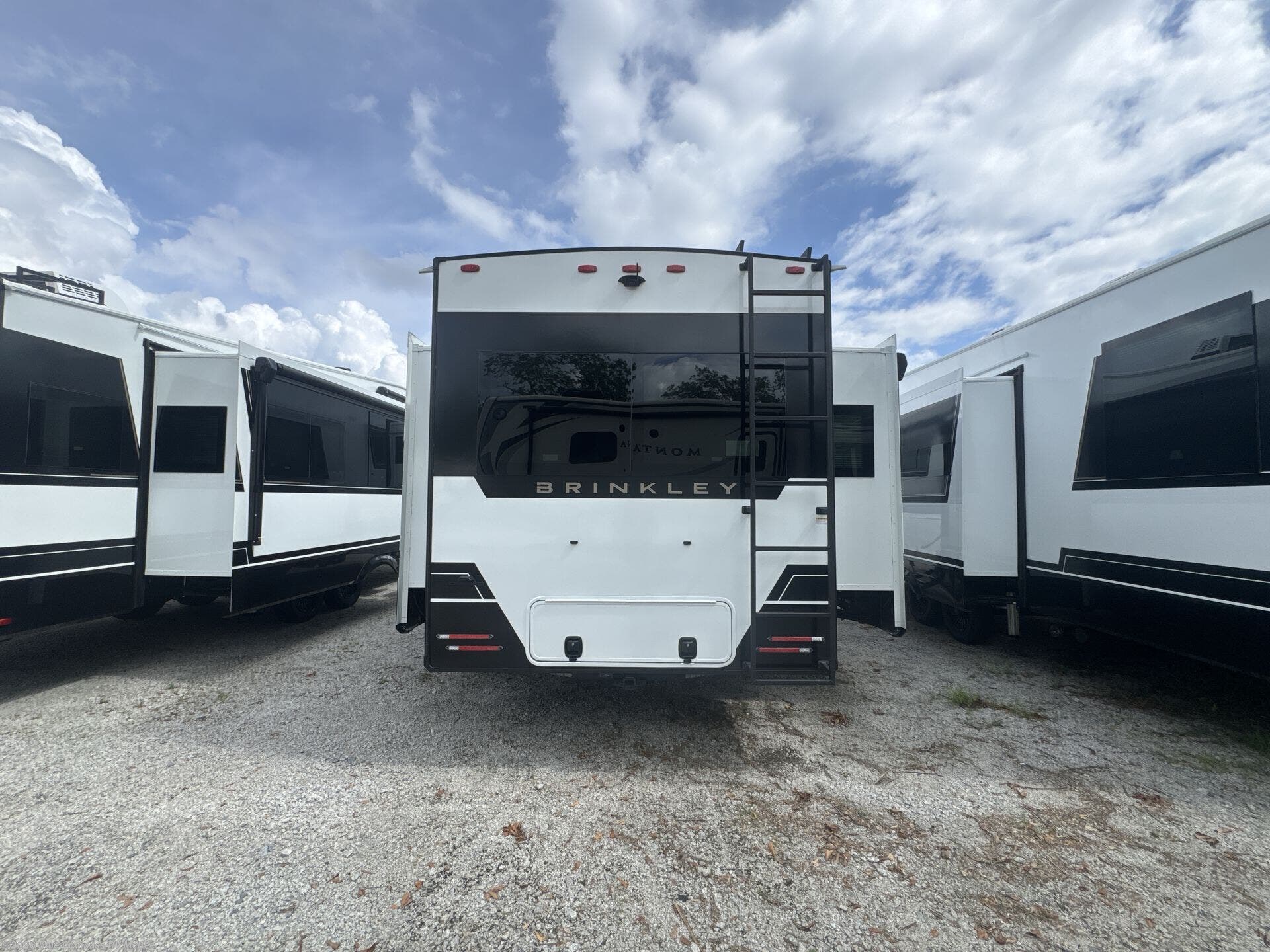 2027 Model Z 3100 by Brinkley RV from Blue Compass RV McBee in McBee, South Carolina