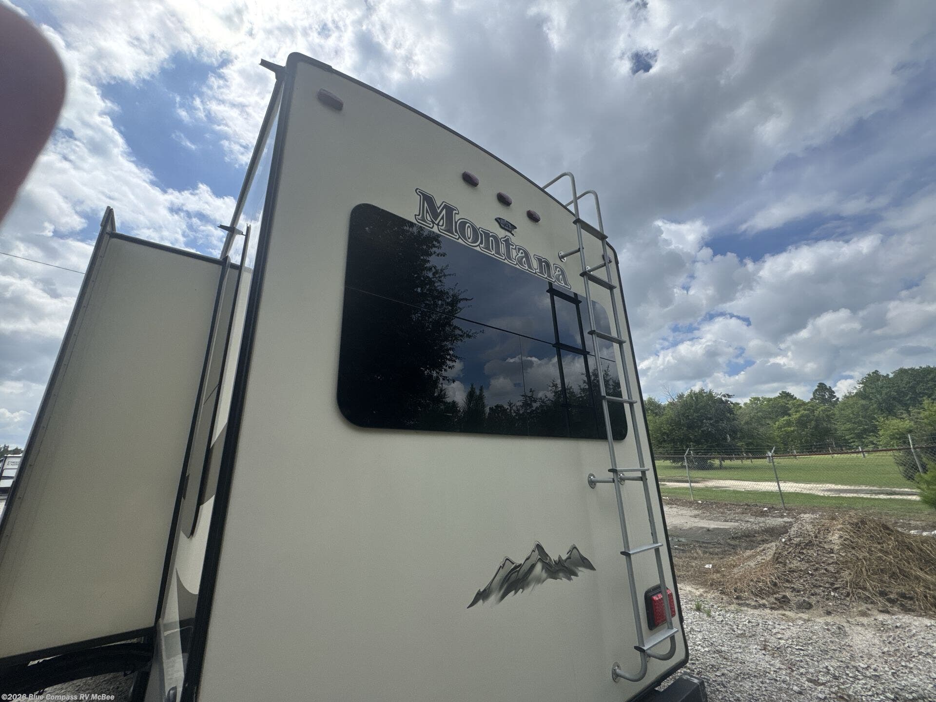 2015 Montana 3610 RL by Keystone from Blue Compass RV McBee in McBee, South Carolina