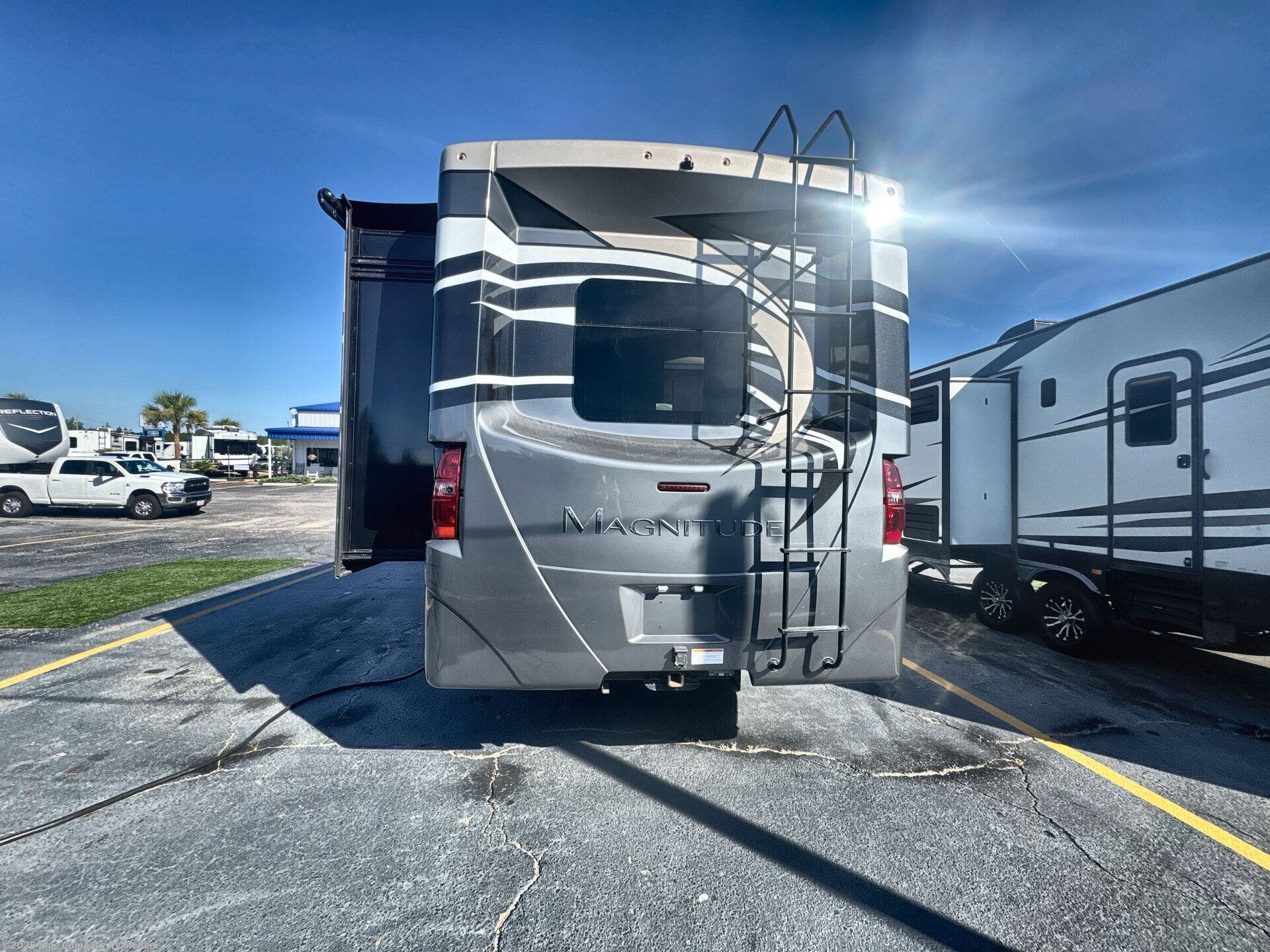 2020 Magnitude BB35 by Thor Motor Coach from Blue Compass RV McBee in McBee, South Carolina