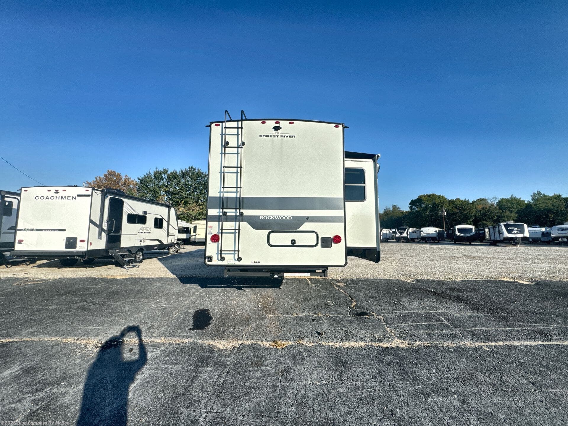 2026 Rockwood Signature R371RK by Forest River from Blue Compass RV McBee in McBee, South Carolina