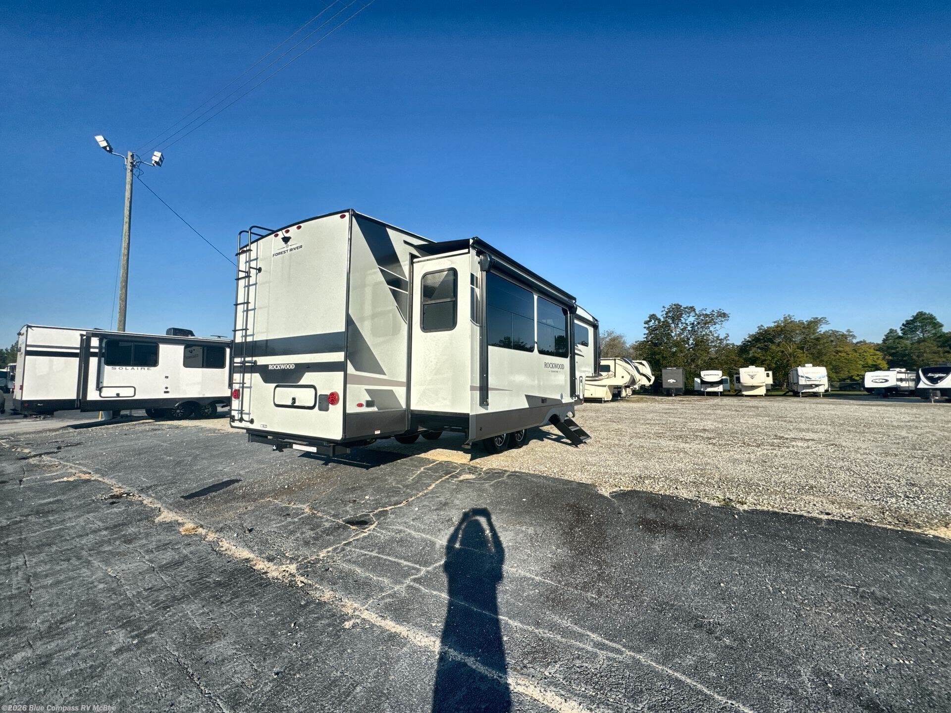Used 2026 Forest River Rockwood Signature R371RK available in McBee, South Carolina