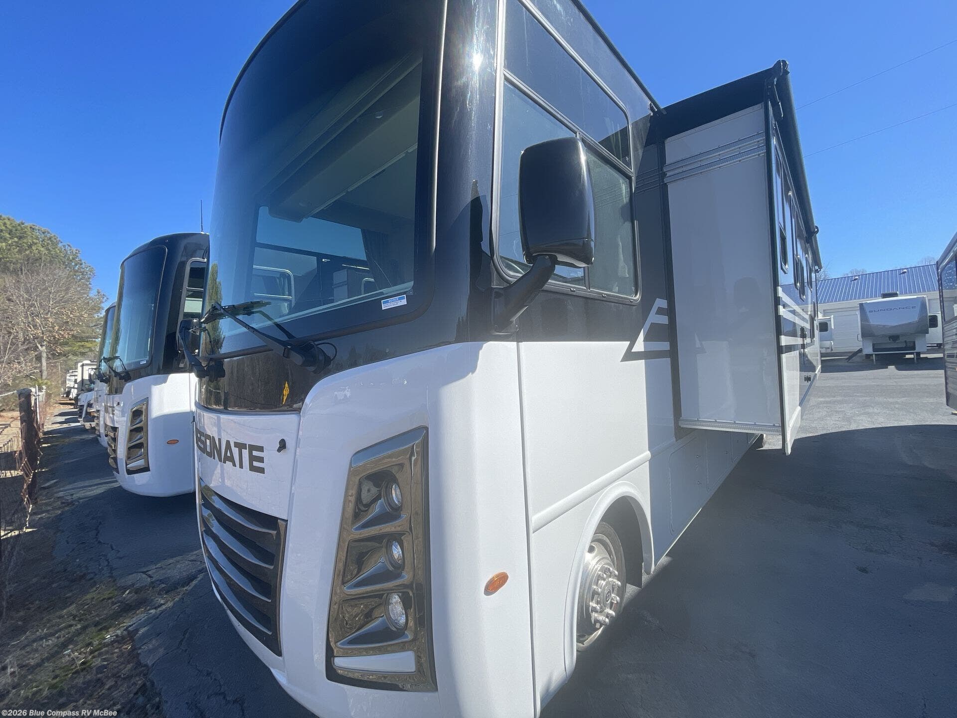2026 Resonate 32B by Thor Motor Coach from Blue Compass RV McBee in McBee, South Carolina