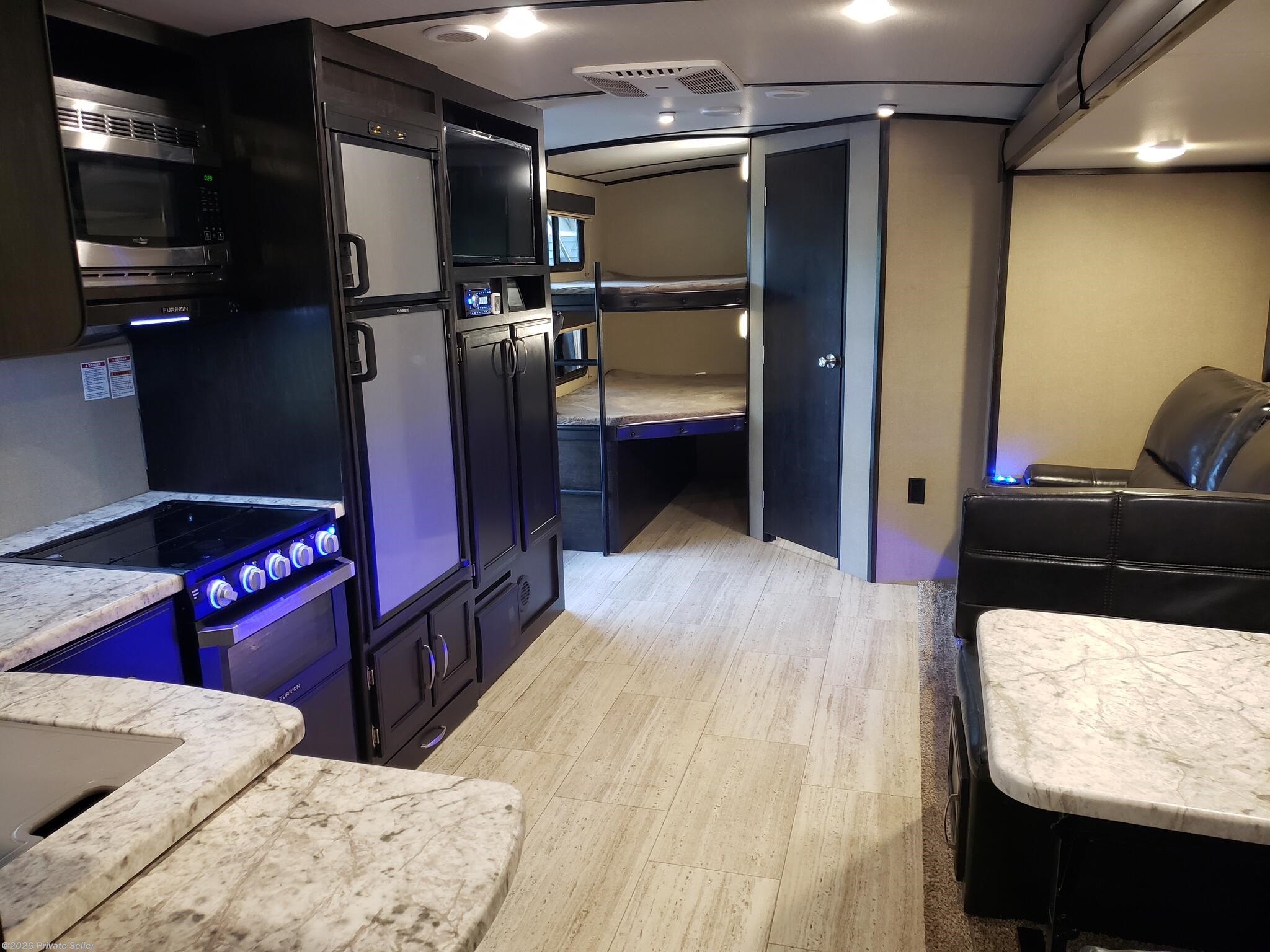 Used 2019 Grand Design Imagine 2800BH available in Bend, Oregon