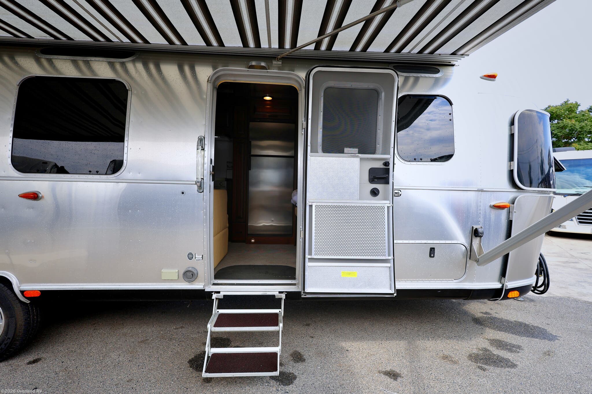 Used 2018 Airstream Classic 33FB available in Riverside, California