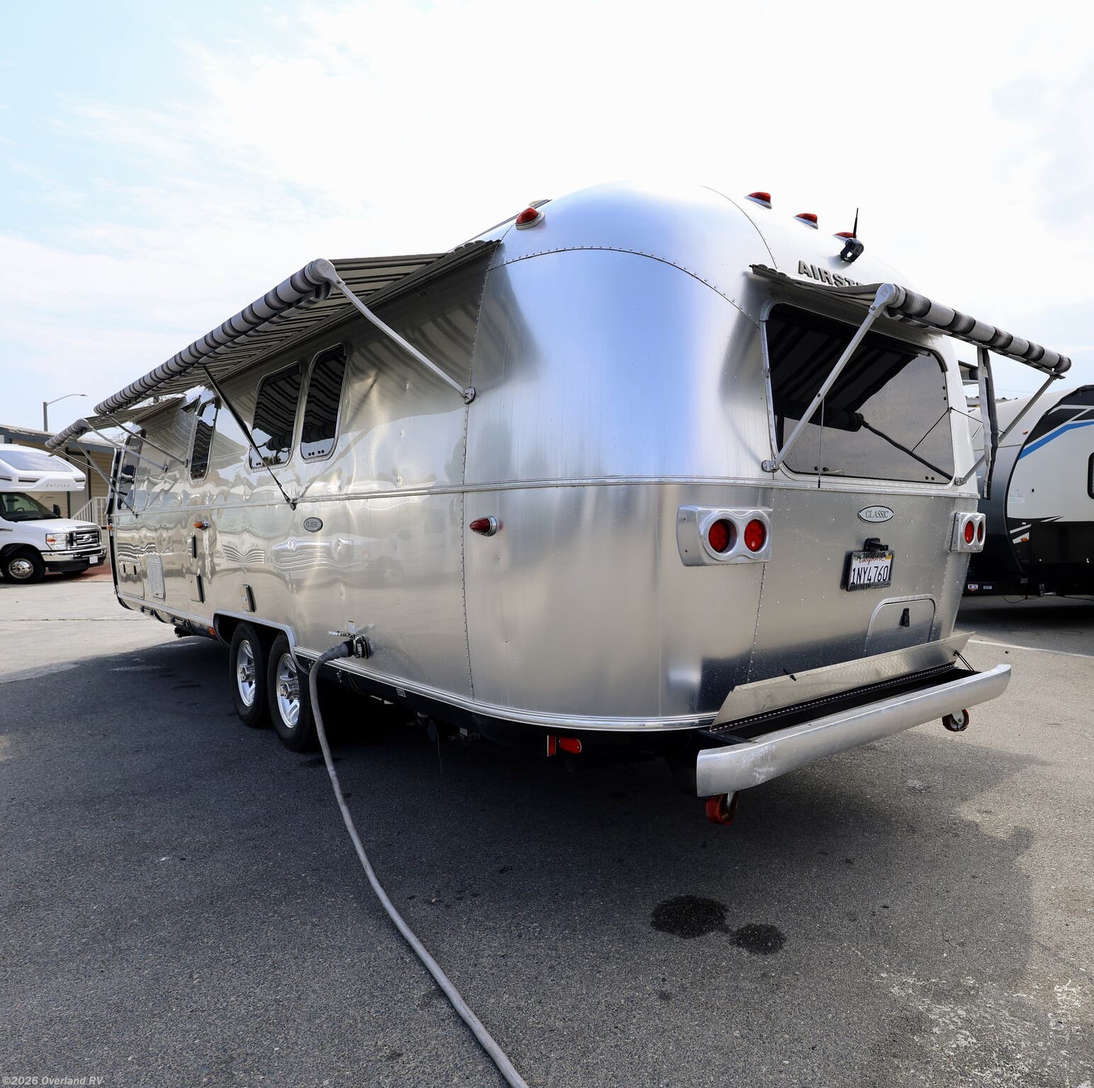 2018 Classic 33FB by Airstream from Overland RV in Riverside, California