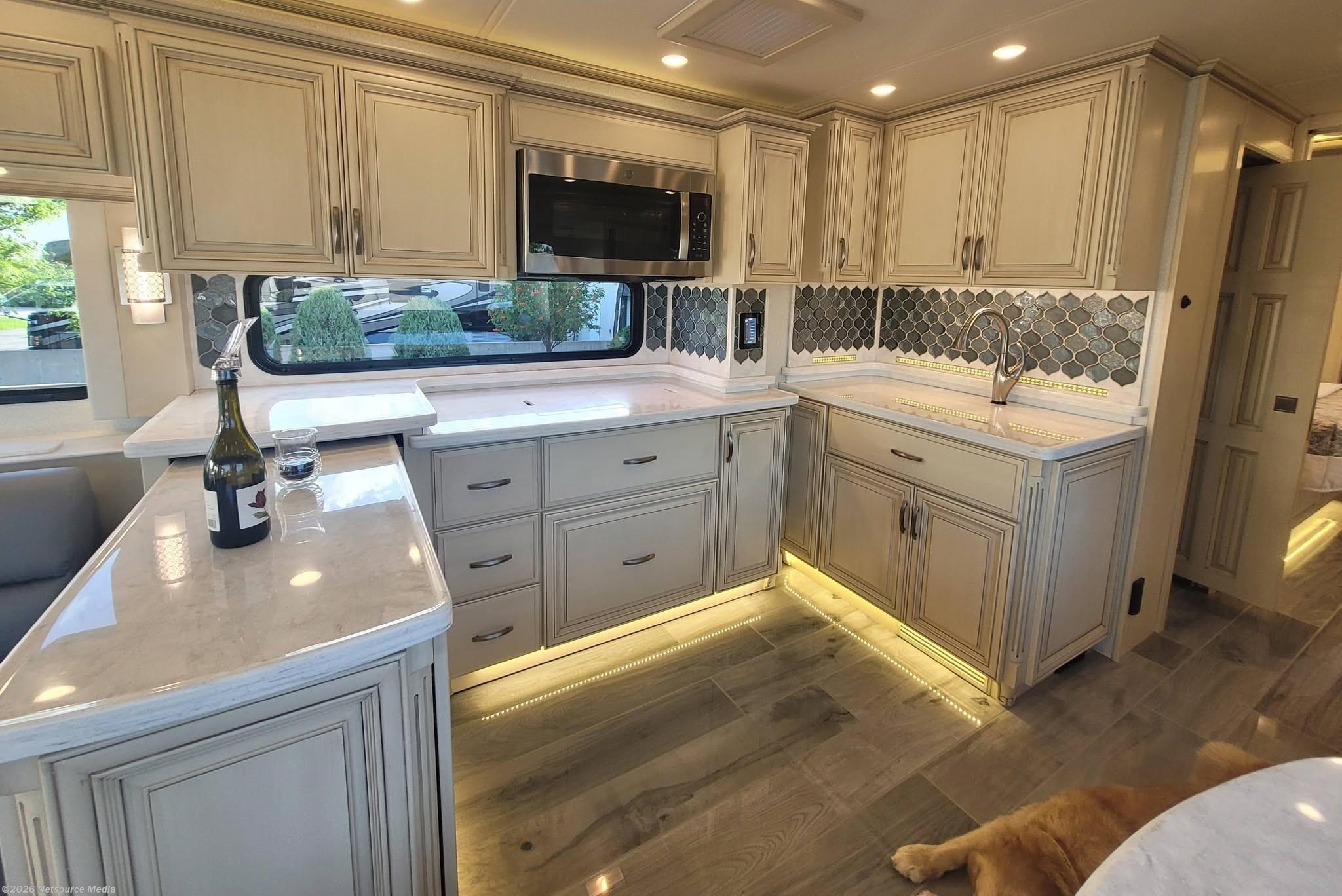 2022 Essex 4569 by Newmar from For Sale By Owner in Eatonton, Georgia