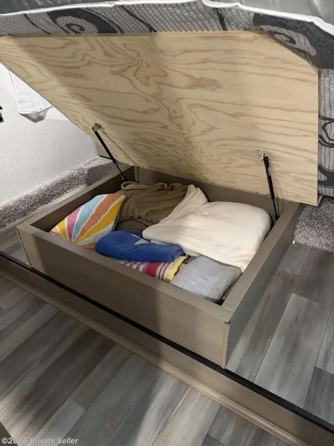 original bunkhouse sheets & MBR blanket included.