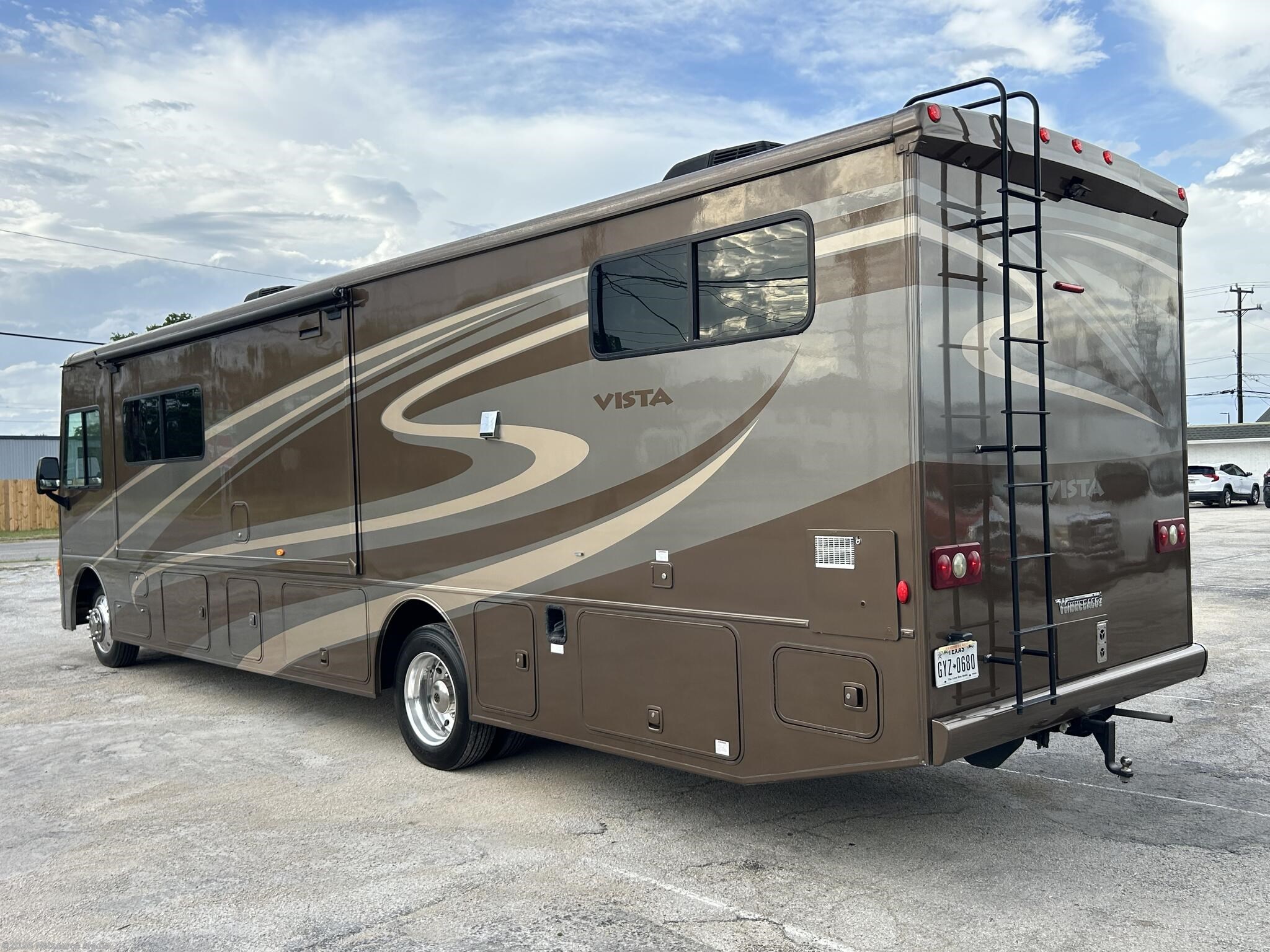 Used 2015 Winnebago Vista 36Y available in San Antonio, Texas