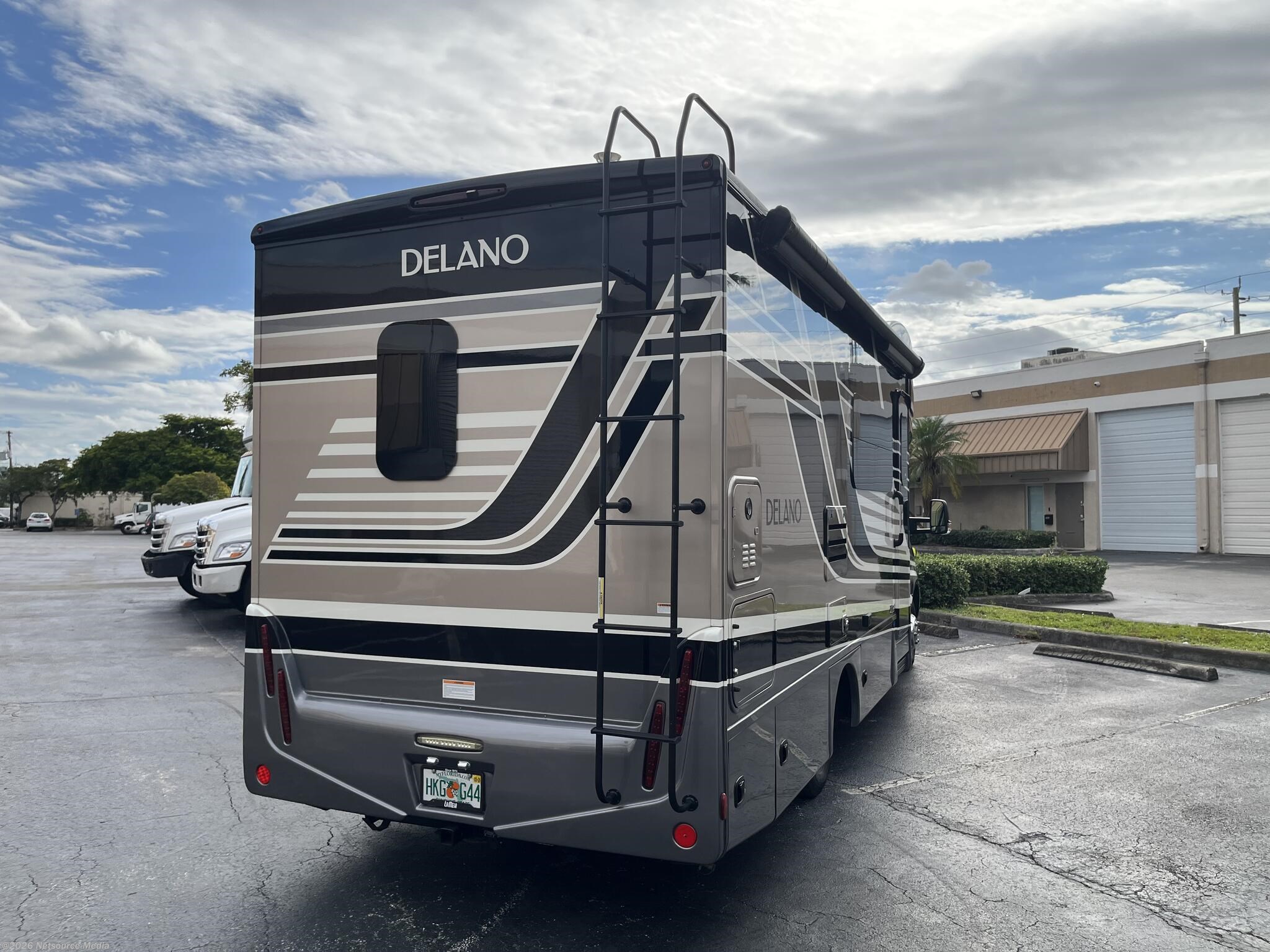 2022 Thor Motor Coach Delano 24 FB - Used Class C For Sale by For Sale By Owner in Fort Lauderdale, Florida