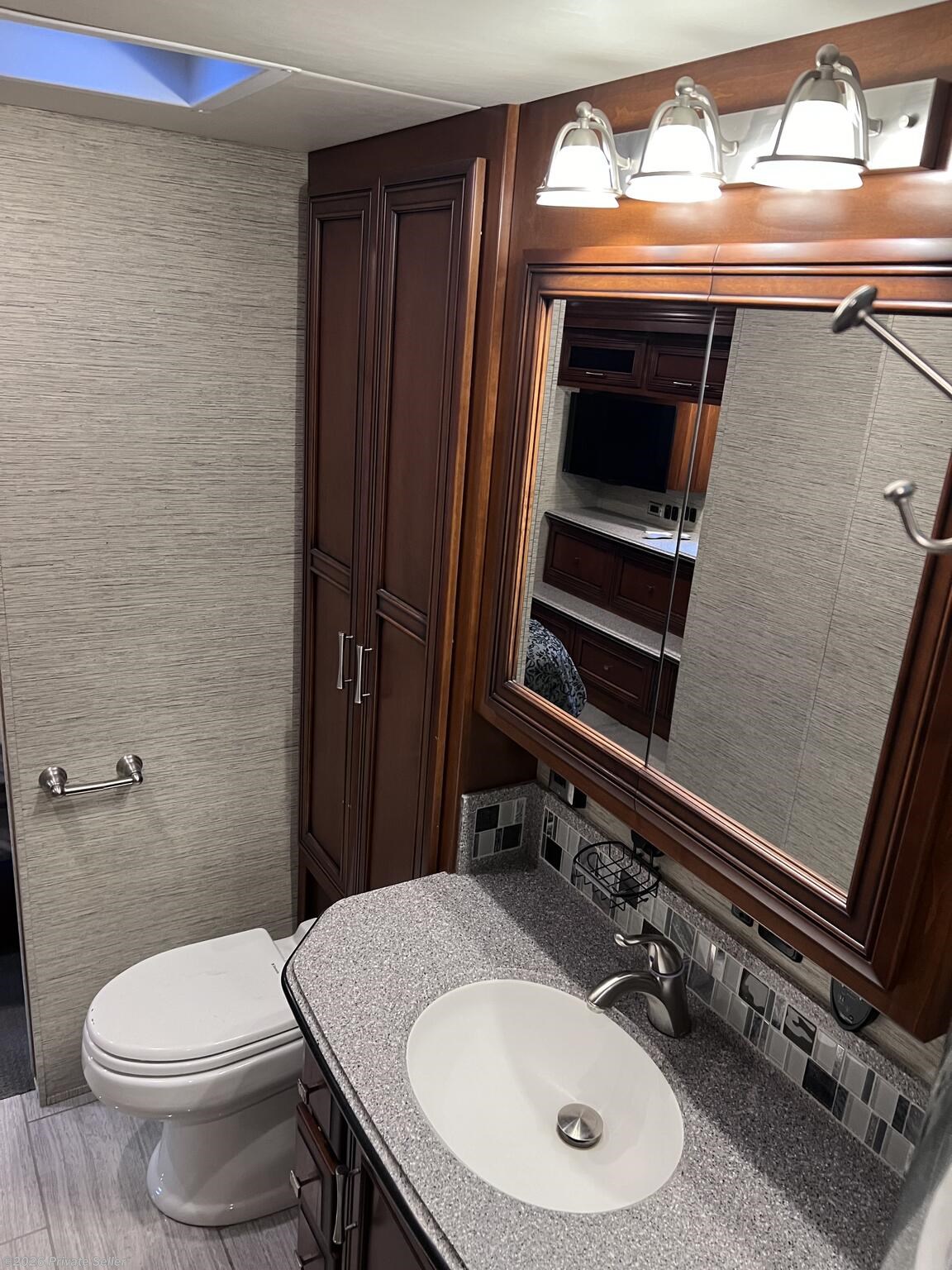 2016 Ventana LE 4316 bunkhouse floor plan by Newmar from For Sale By Owner in Spencerport, New York