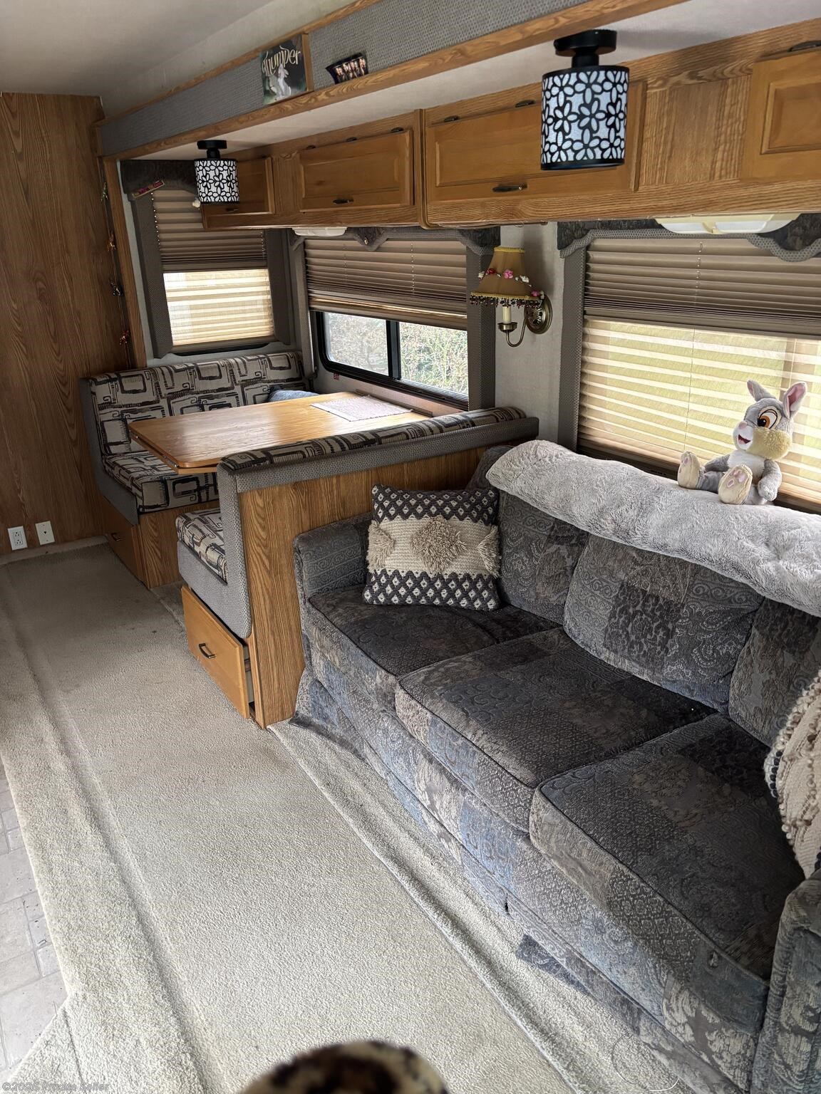 2004 Bounder by Fleetwood from For Sale By Owner in windsor, California