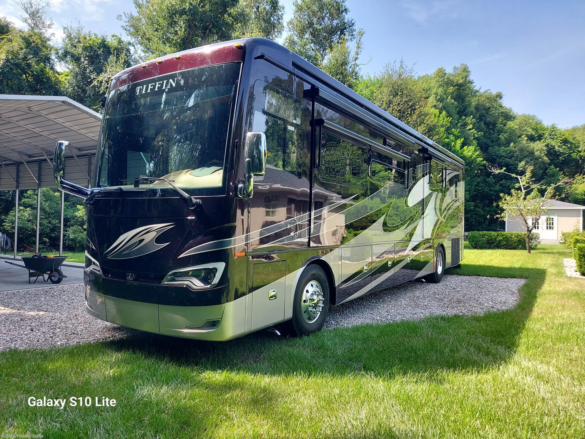 2019 Allegro Bus 40 IP by Tiffin from For Sale By Owner in Orange City, Florida
