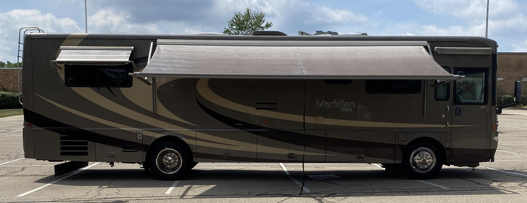2006 Itasca Meridian SE 36g - Used Class A For Sale by For Sale By Owner in Dayton, Ohio