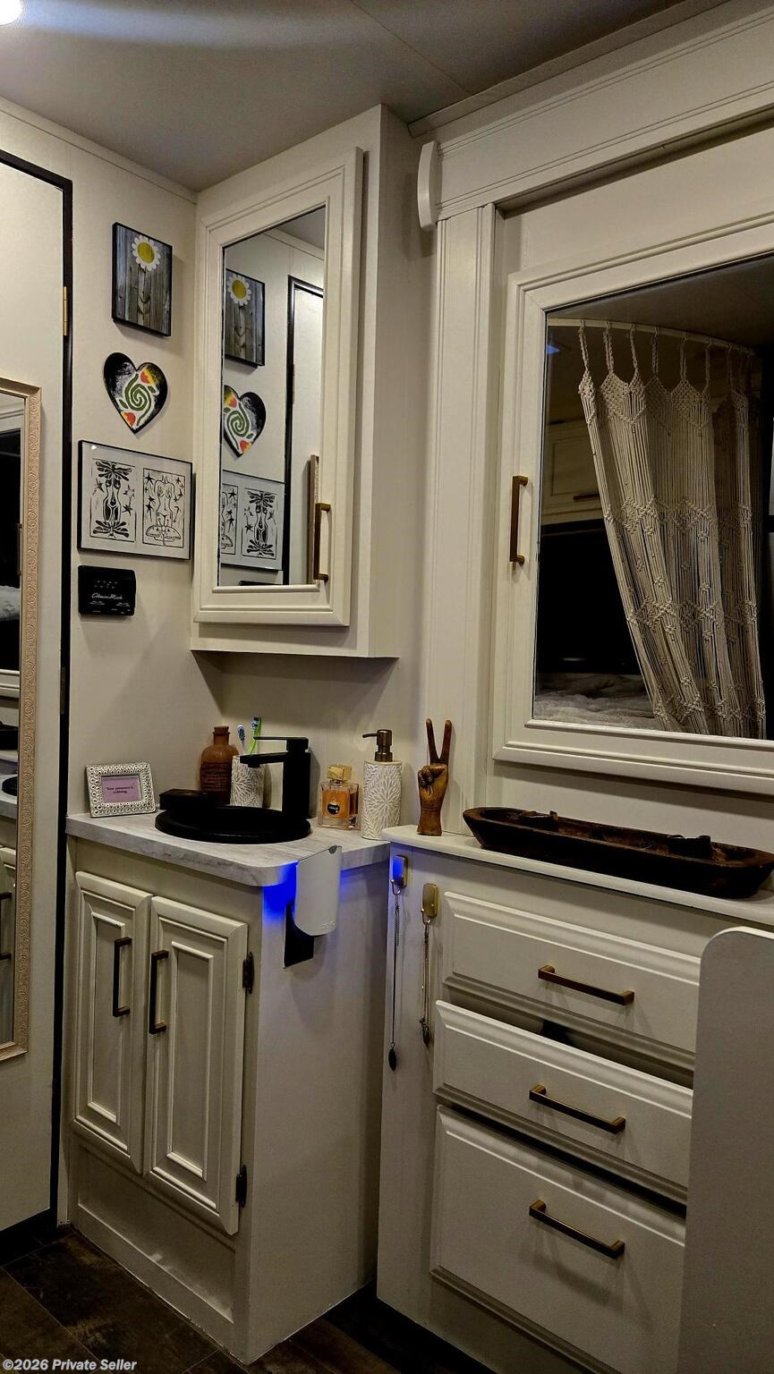 2024 Odyssey 22AF by Entegra Coach from For Sale By Owner in Broussard, Louisiana