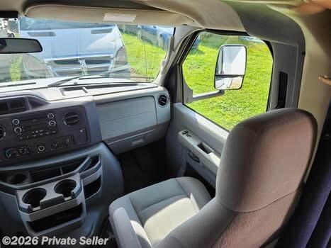 2009 Majestic 19G by Four Winds from For Sale By Owner in Atlanta, Georgia