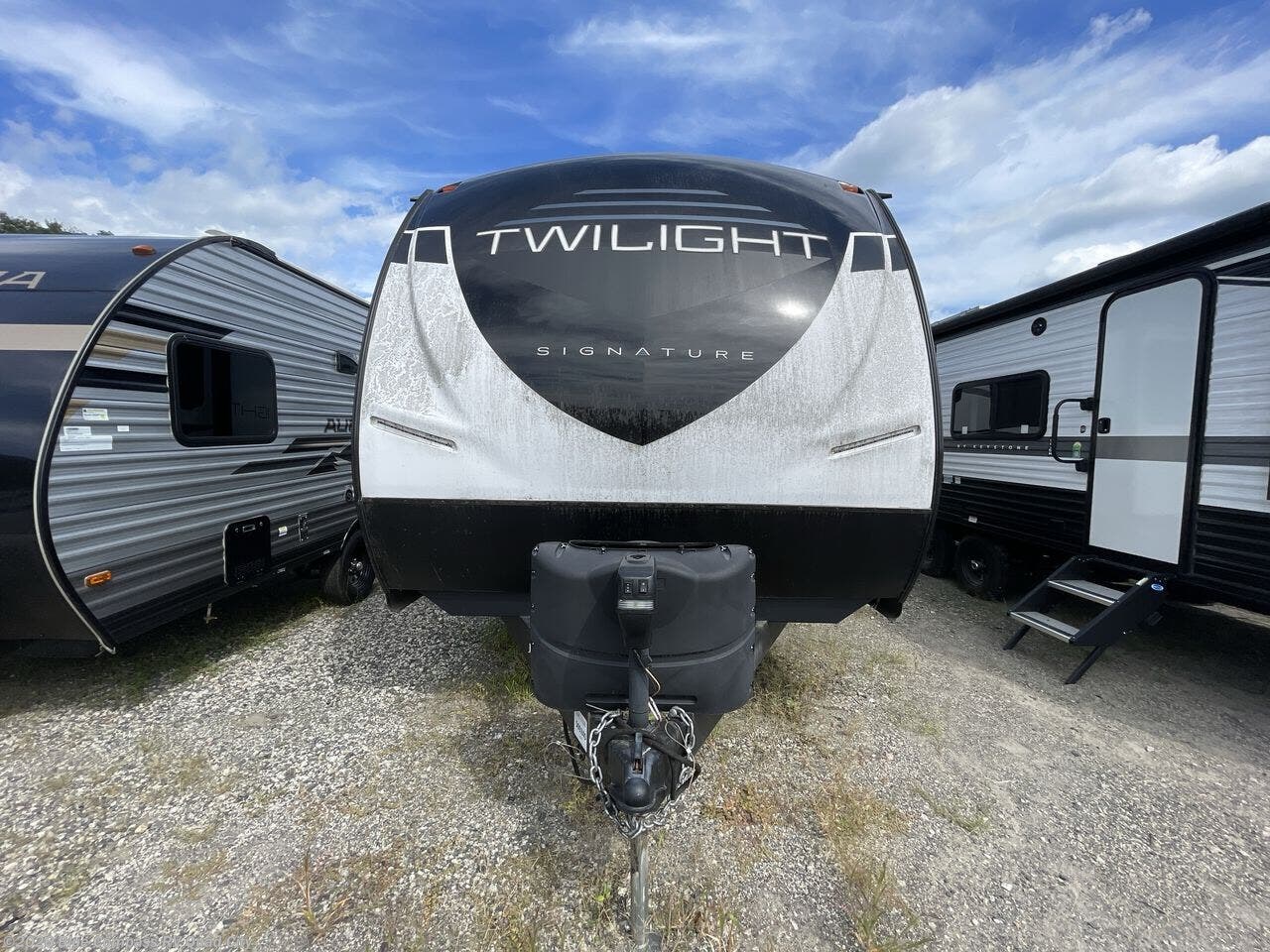 Used 2022 Cruiser RV Twilight Signature 2100 available in Walcott, Iowa