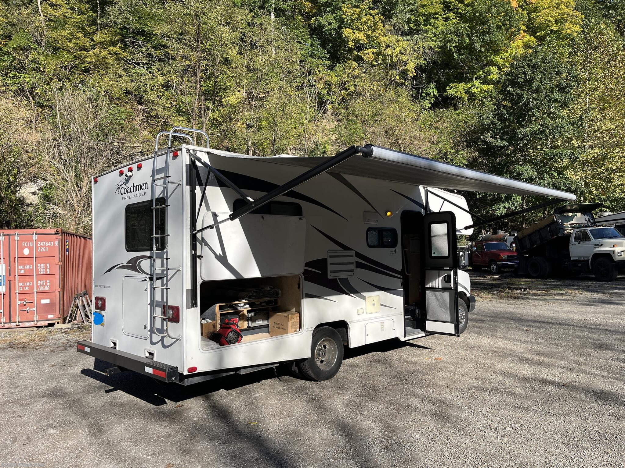 2010 Freelander QB21 - 21 foot length by Coachmen from For Sale By Owner in McMurray, Pennsylvania