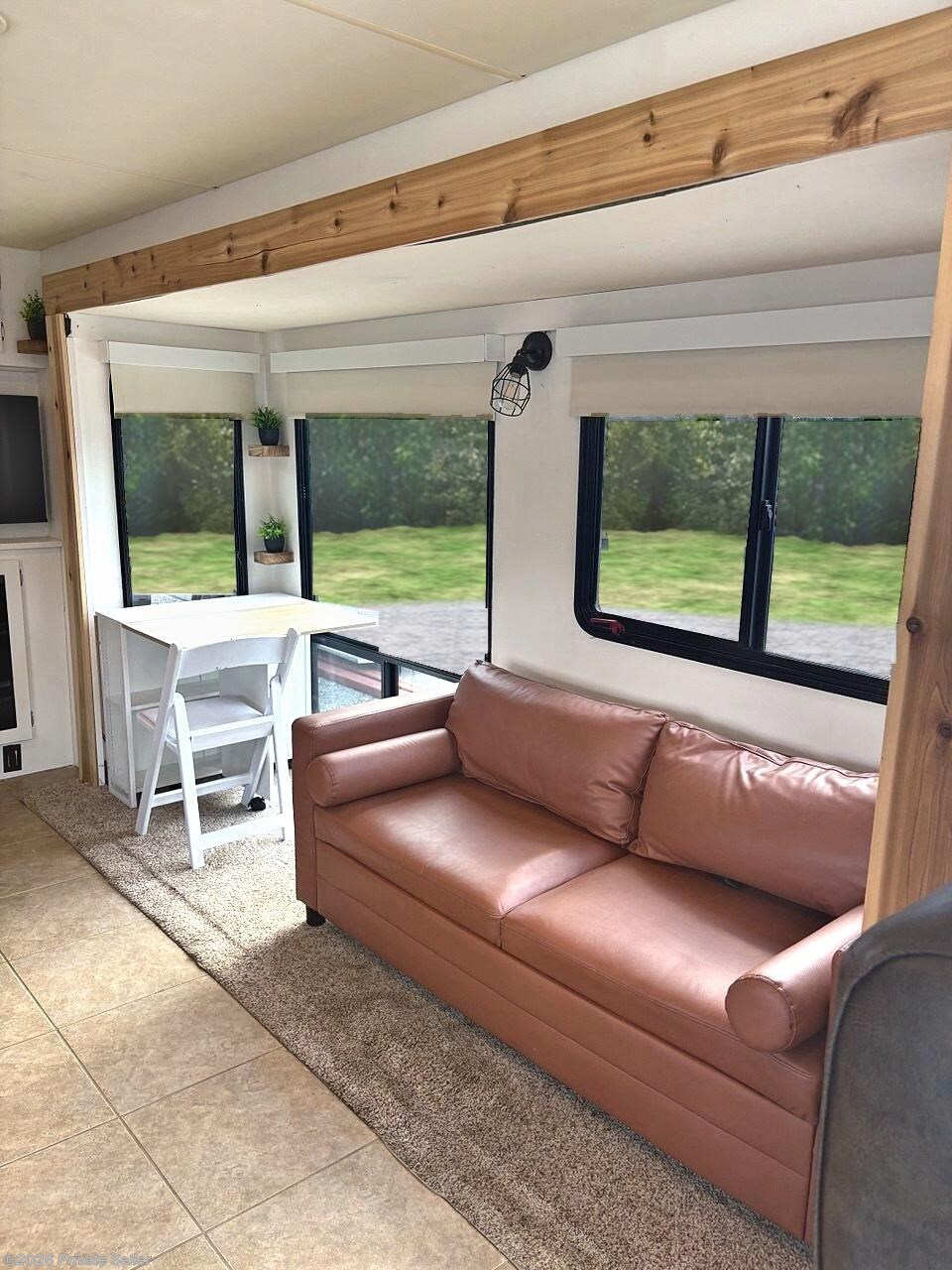 2010 Berkshire 390QS by Forest River from For Sale By Owner in Knoxville, Tennessee