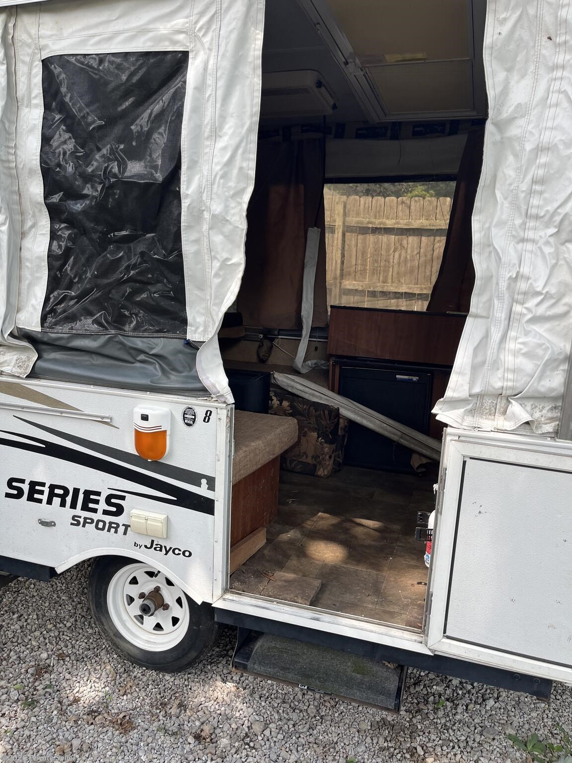 2014 Jayco Jay Series Sport 8 - Used Popup For Sale by For Sale By Owner in Greenwood, Indiana