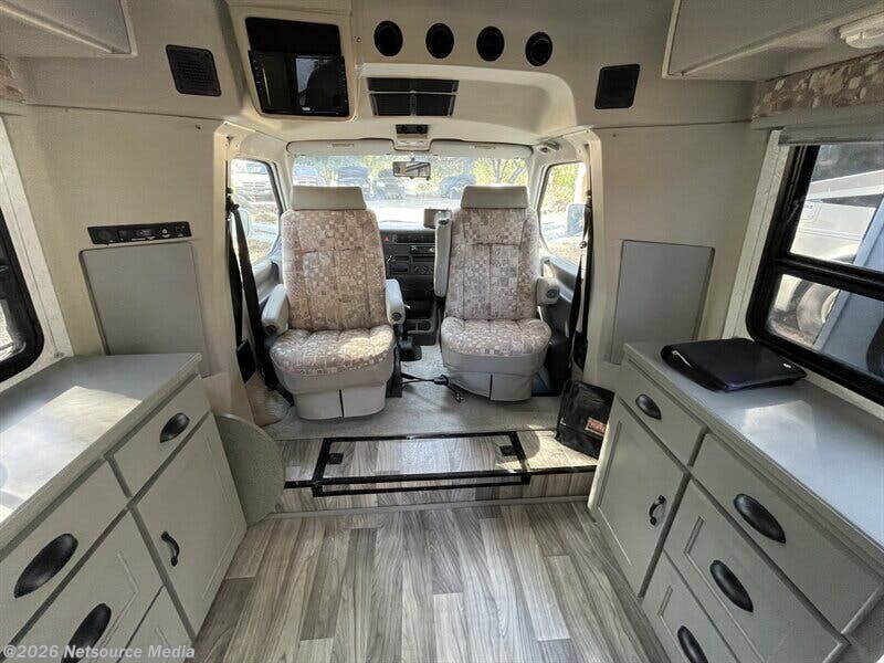 Used 2002 Winnebago Rialta 22QD available in Spring Valley, California