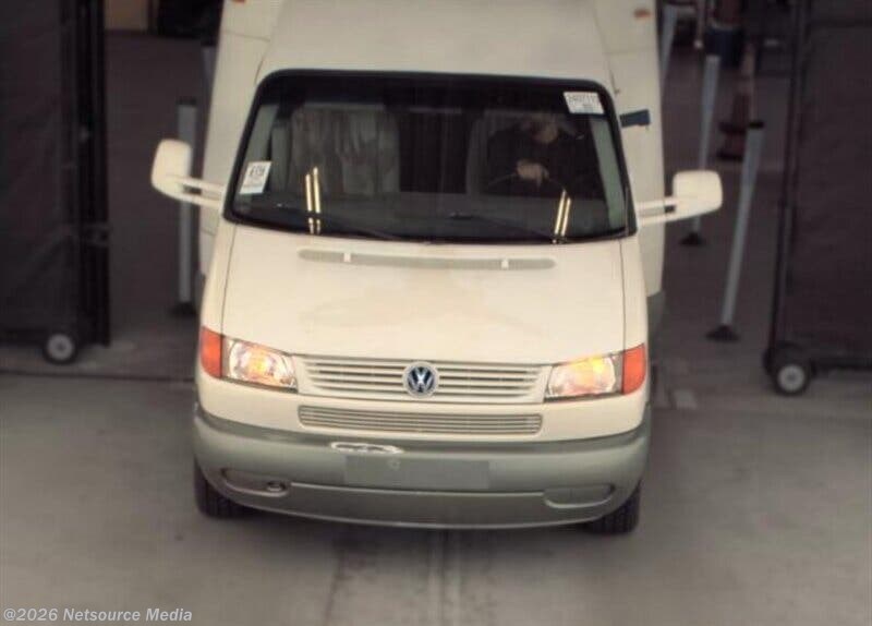 Used 2002 Winnebago Rialta 22QD available in Spring Valley, California