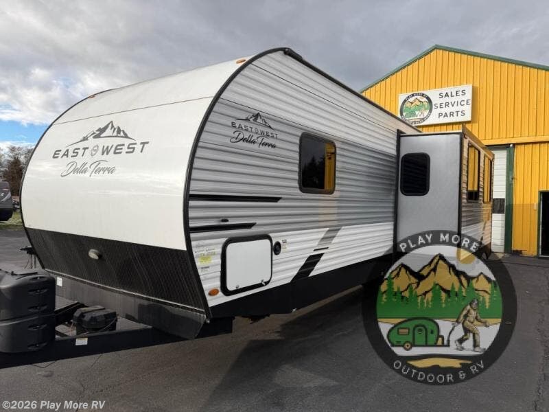 2022 East to West Della Terra 291BH - Used Travel Trailer For Sale by Play More RV in Post Falls, Idaho