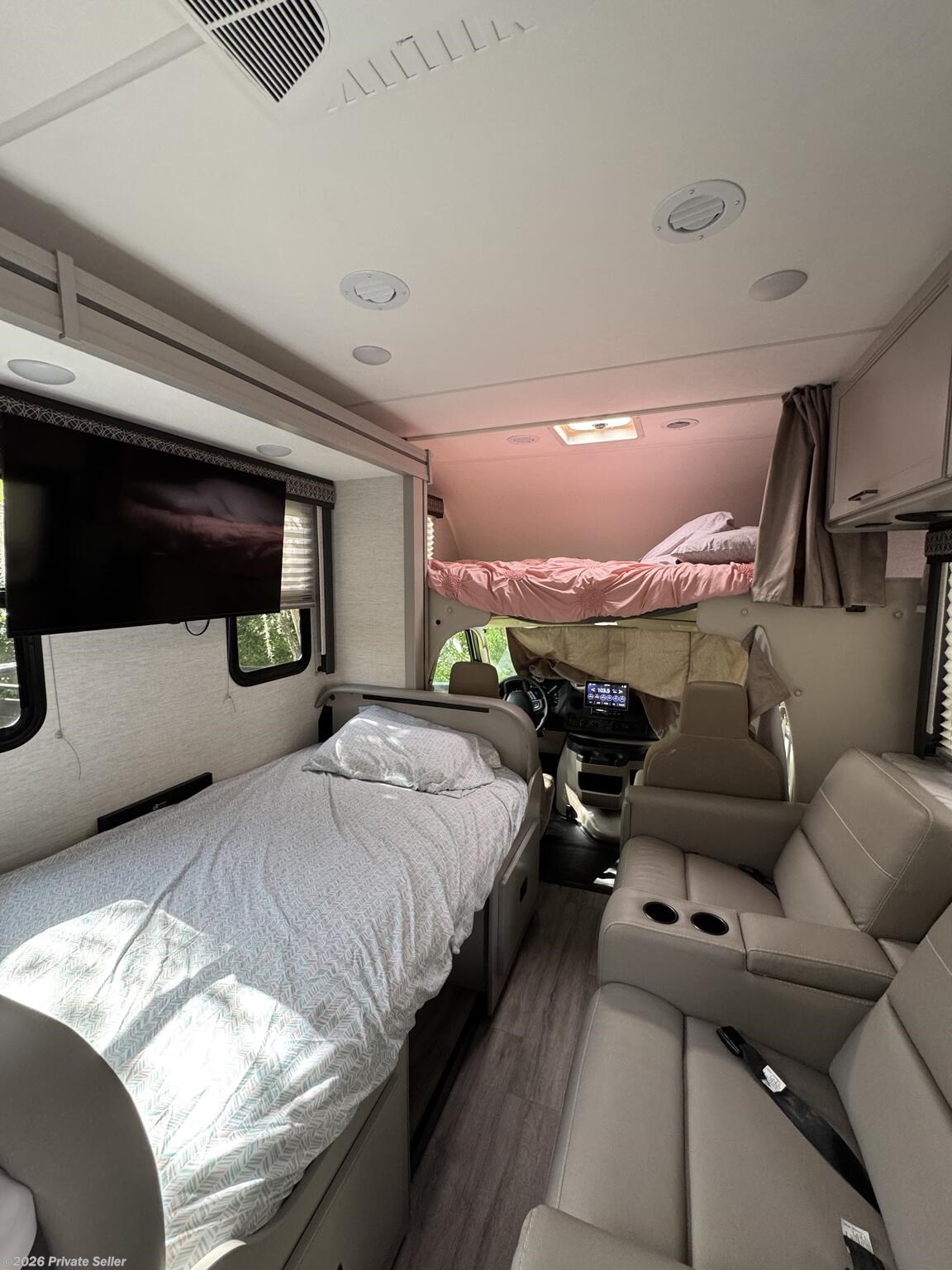 2025 Quantum SE 28 by Thor Motor Coach from For Sale By Owner in Brandon, Florida