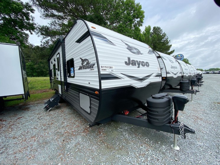 New 2024 Jayco Jay Flight SLX 260BH available in Benson, North Carolina